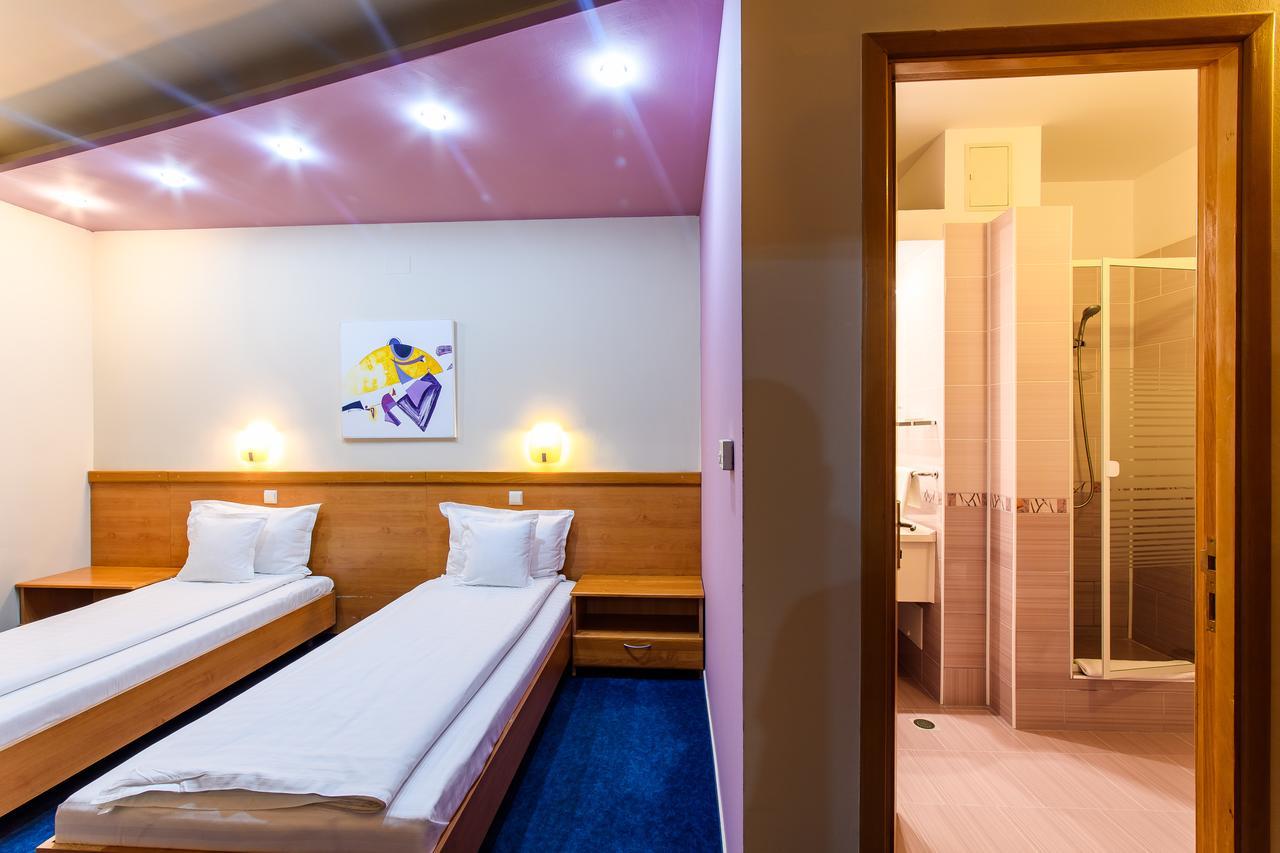 Hotel Torontal Timisoara Exterior foto