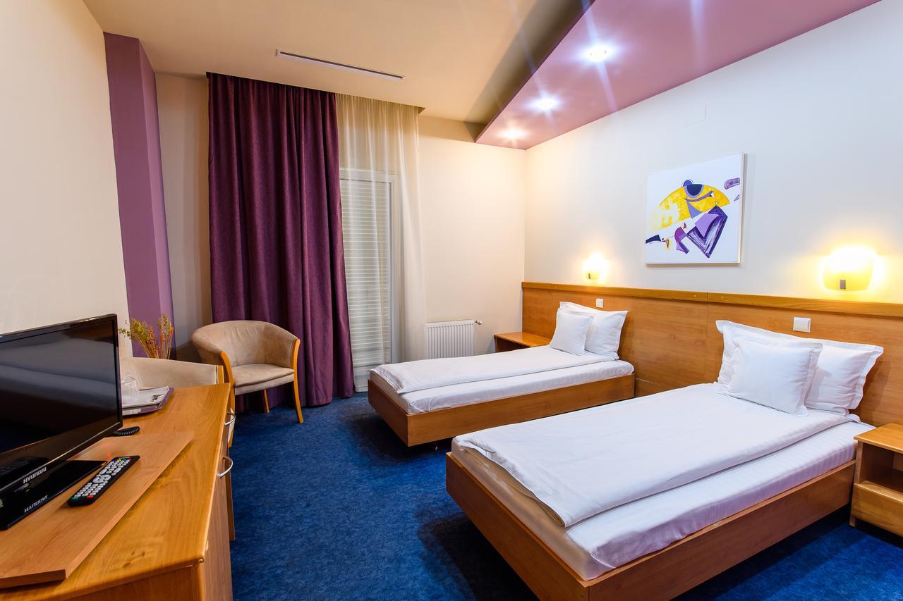 Hotel Torontal Timisoara Exterior foto